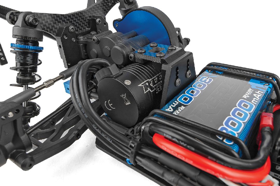 Team Associated SR10M Dirt Oval RTR LiPo Combo, Blue Team Associated SR10M Dirt Oval RTR LiPo Combo, Blue