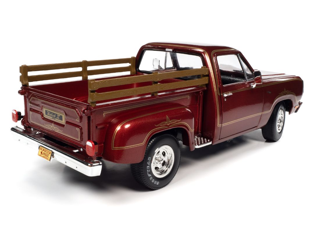 Auto World 1/18 1979 Dodge D100 Stepside Warlock II