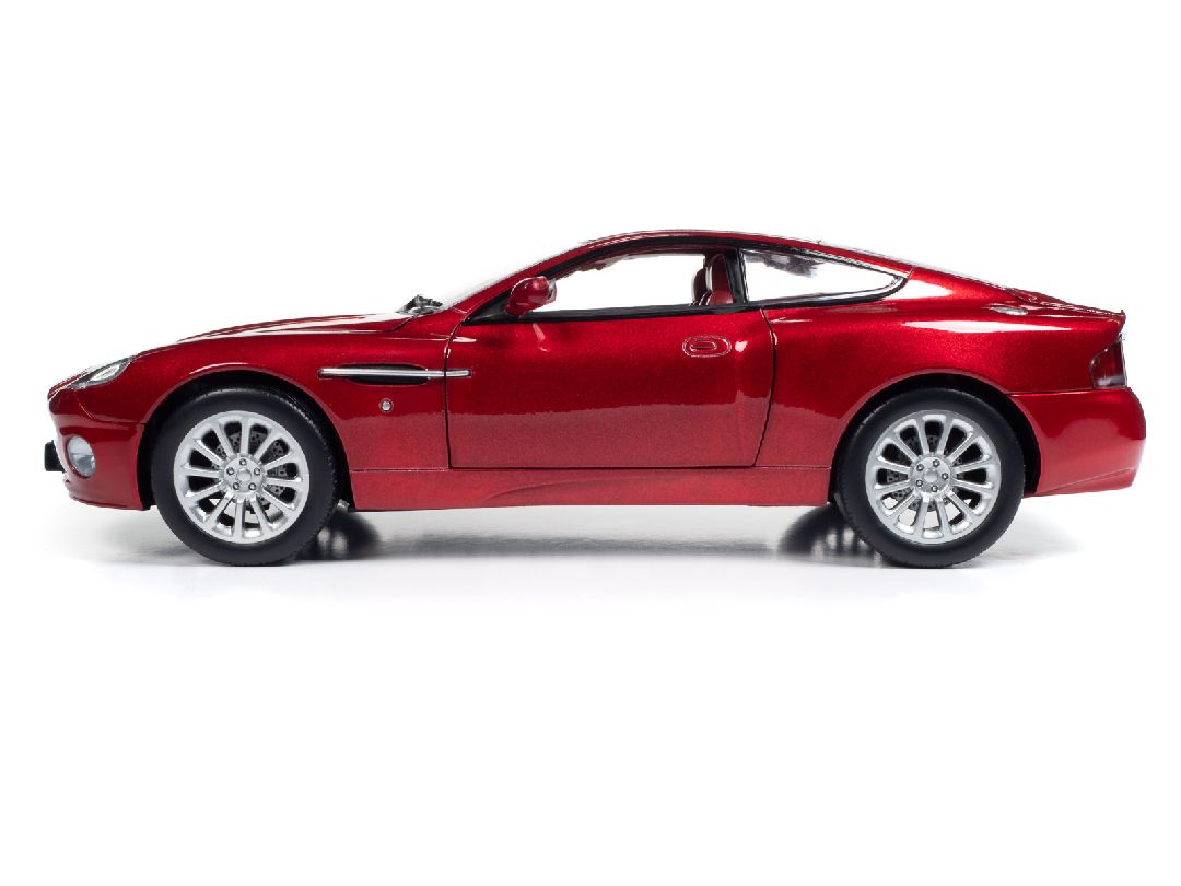 Auto World 1/18 2005 Aston Martin V12 Vanquish S - Toro Red Mica - Click Image to Close