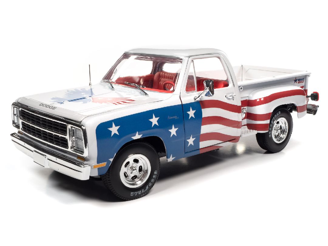 Auto World 1/18 1980 Dodge Stepside Patriotic Pickup