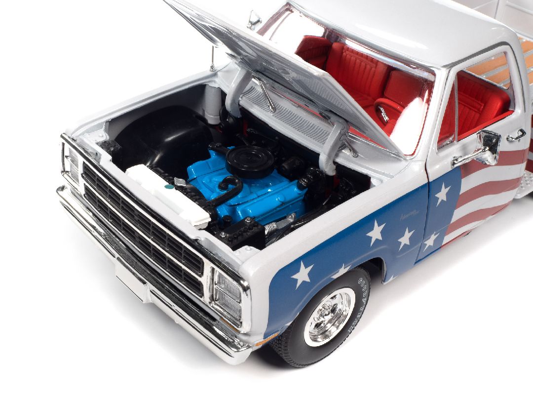 Auto World 1/18 1980 Dodge Stepside Patriotic Pickup