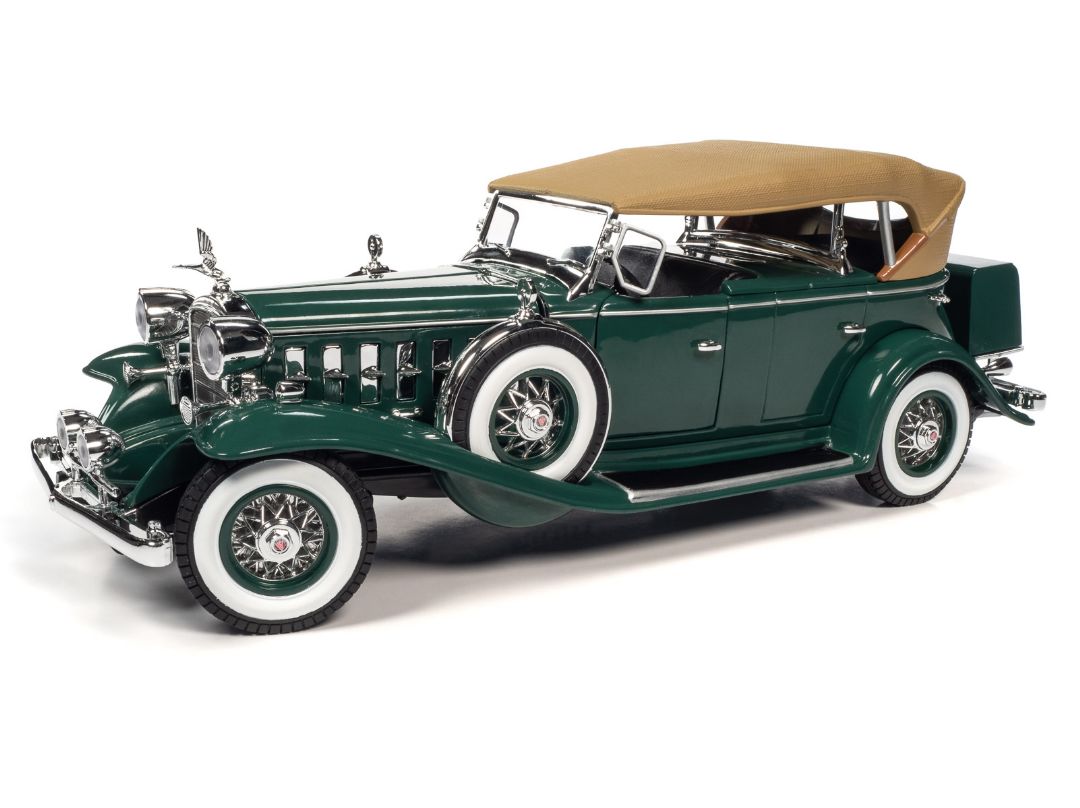 Auto World 1/18 1932 Cadillac V16 Phaeton - Dark Green - Click Image to Close