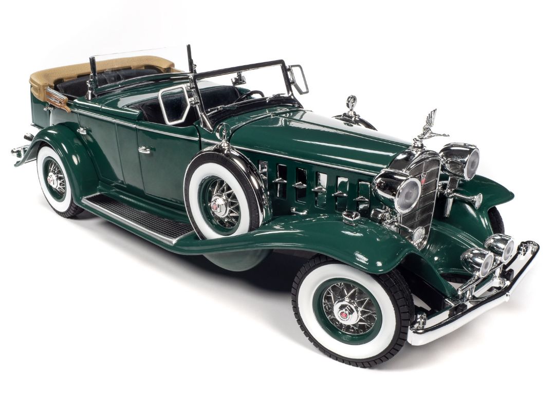 Auto World 1/18 1932 Cadillac V16 Phaeton - Dark Green