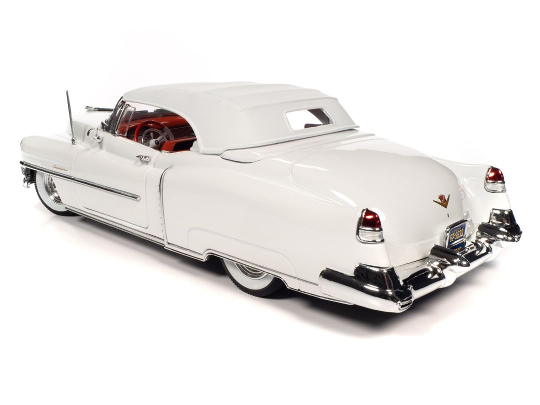 Auto World 1/18 1953 Cadillac Eldorado Convertible Alpine White - Click Image to Close