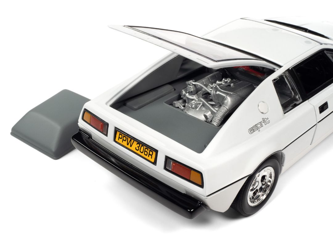 Auto World 1/18 James Bond 1971 Lotus Espirit - Lotus White