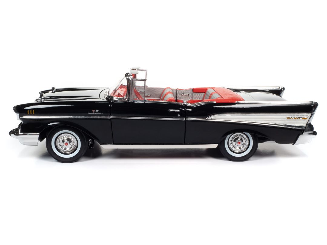 Auto World 1/18 James Bond 1957 Chevrolet Bel Air Convertible - Click Image to Close