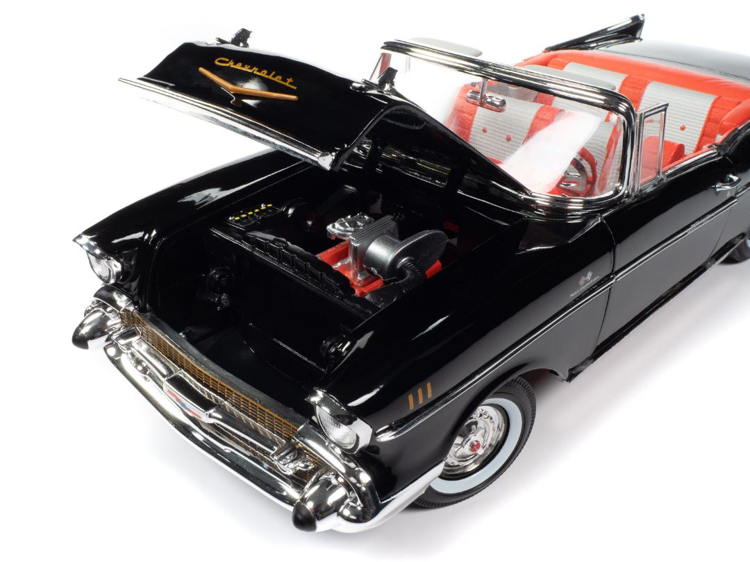 Auto World 1/18 James Bond 1957 Chevrolet Bel Air Convertible