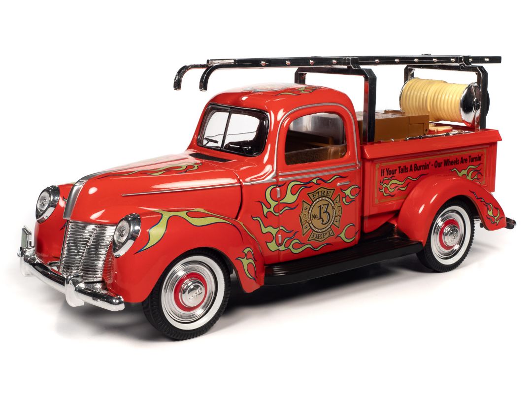 Auto World 1/18 Rat Fink Fire Truck with Resin Figure - Red - Click Image to Close