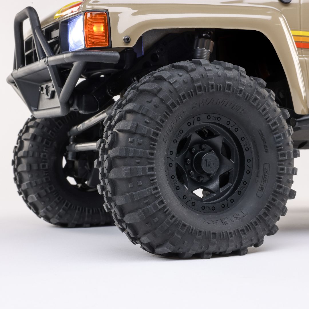 Axial 1/10 SCX10 III 1987 Toyota SR5 Brushed 4x4 RTR - Tan Axial 1/10 SCX10 III 1987 Toyota SR5 Brushed 4x4 RTR - Tan
