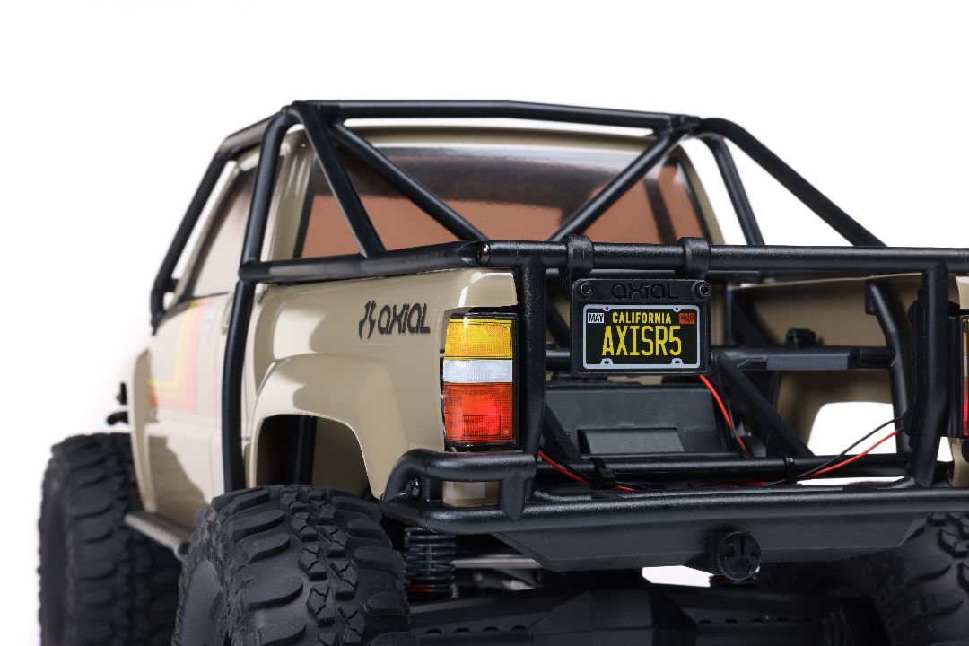 Axial 1/10 SCX10 III 1987 Toyota SR5 Brushed 4x4 RTR - Tan Axial 1/10 SCX10 III 1987 Toyota SR5 Brushed 4x4 RTR - Tan