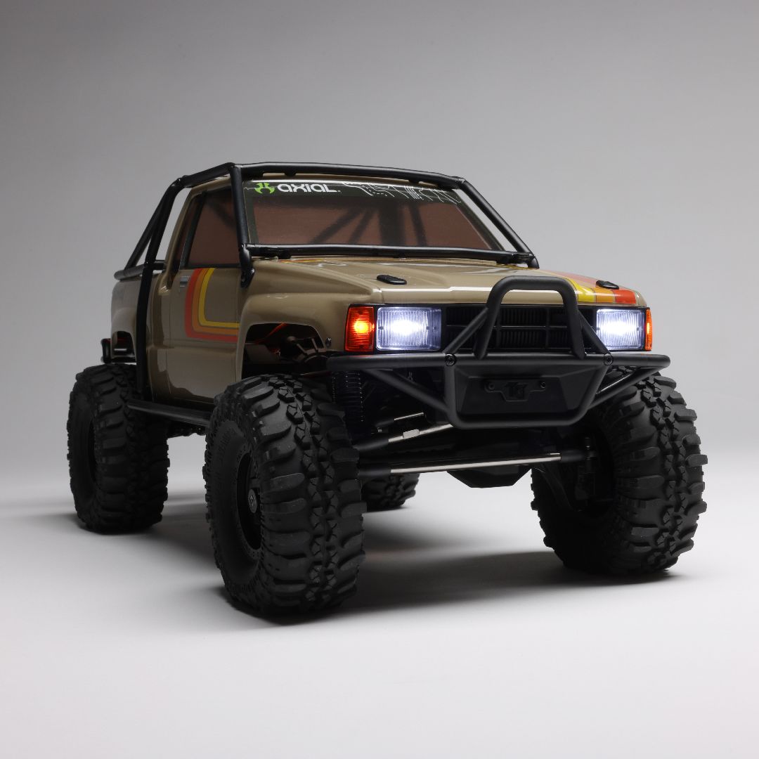 Axial 1/10 SCX10 III 1987 Toyota SR5 Brushed 4x4 RTR - Tan Axial 1/10 SCX10 III 1987 Toyota SR5 Brushed 4x4 RTR - Tan