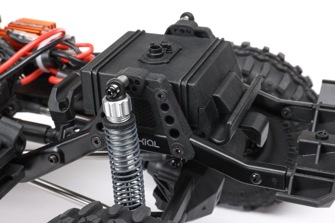 Axial 1/10 SCX10 III 1987 Toyota SR5 Brushed 4x4 RTR - Red Axial 1/10 SCX10 III 1987 Toyota SR5 Brushed 4x4 RTR - Red