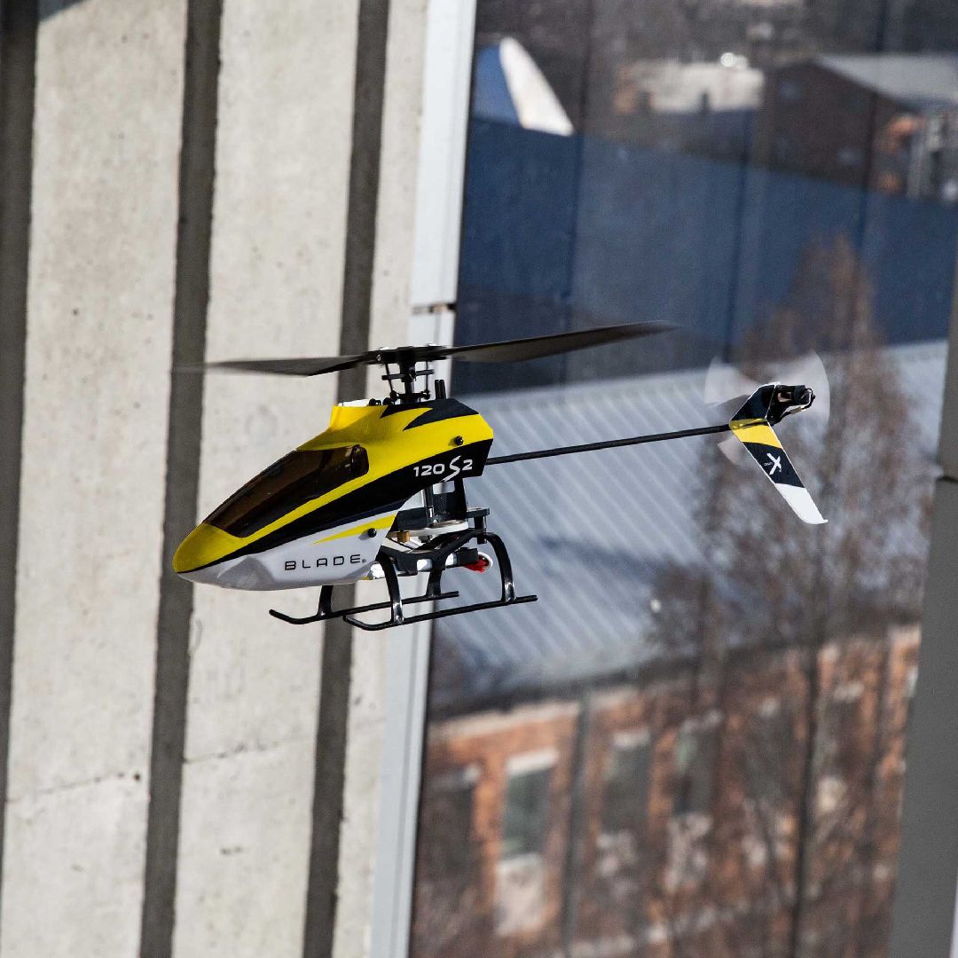 Blade Helicopters 120 S 2 RTF w/ SAFE Technology (B&C Included)