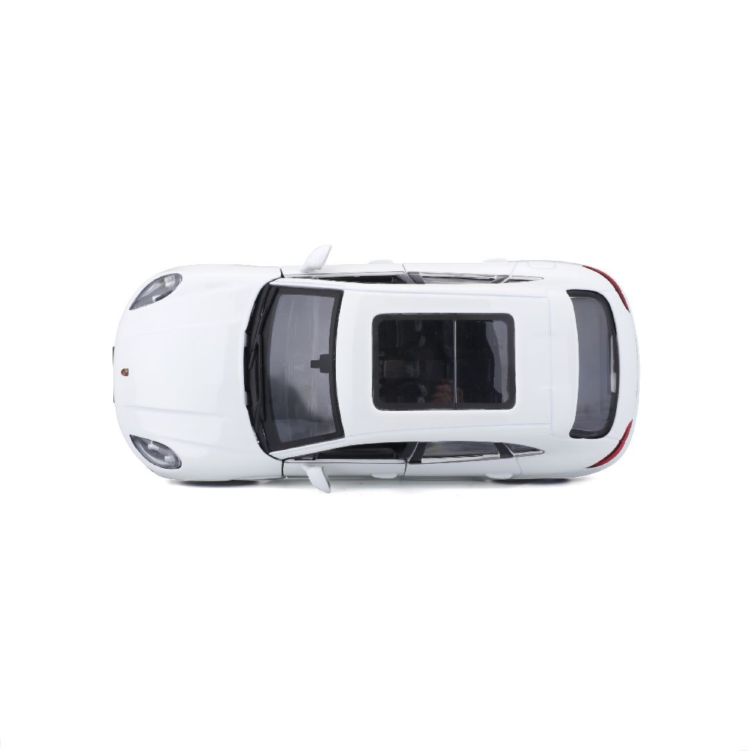 Bburago 1/24 Porsche Macan - White