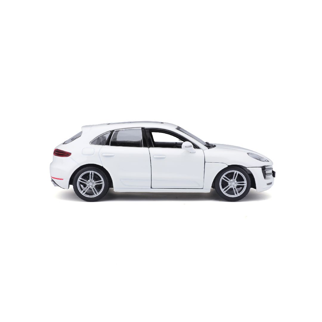 Bburago 1/24 Porsche Macan - White