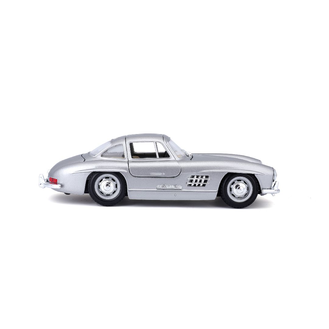 Bburago 1/24 Mercedes-Benz 300 SL (1954) - Silver