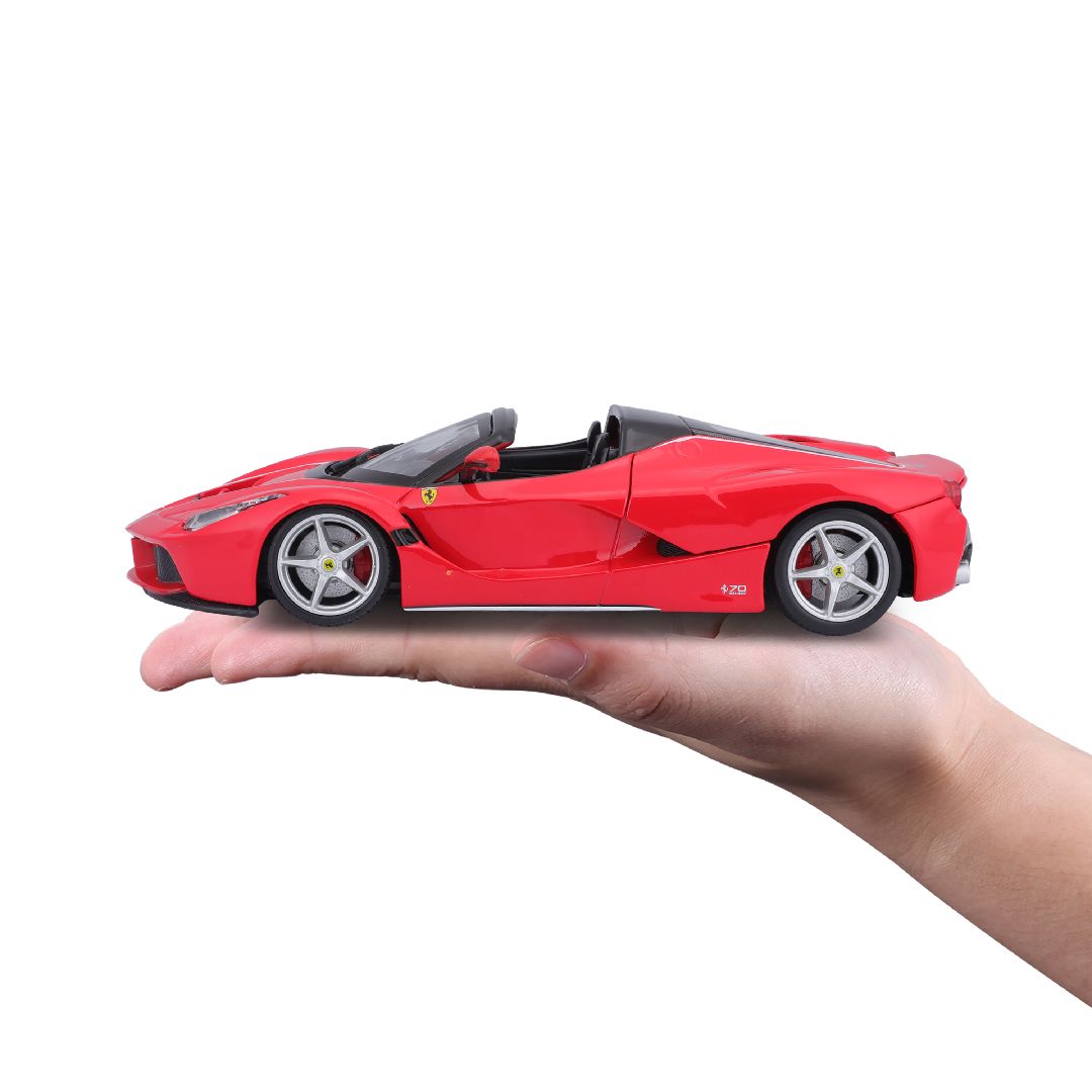 Bburago 1/24 R&P Ferrari LaFerrari Aperta (Red) - Click Image to Close