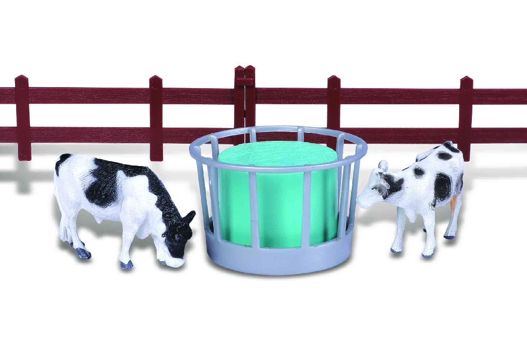 Bburago Farmland 10cm Cattle Set - Fendt, NH, M-F