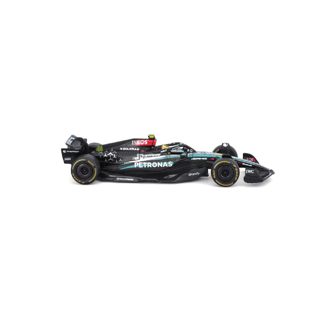 Bburago 1/43 F1 Mercedes W15 w/helmet (2024) - Hamilton #44
