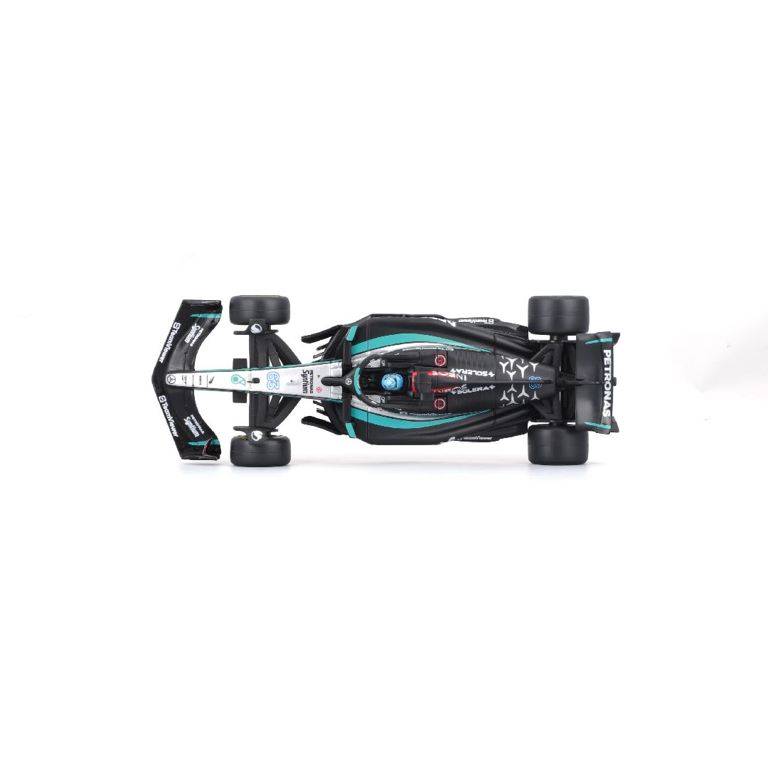 Bburago 1/43 F1 Mercedes W15 w/helmet (2024) - Russell #63