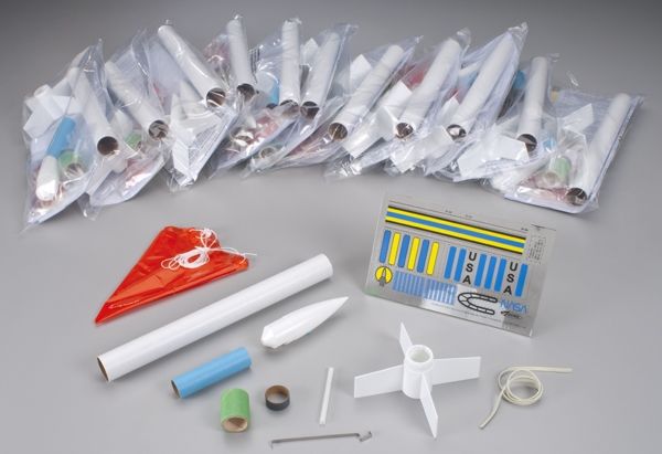 Damaged Box - Estes Rockets AVG (12 pk) (English Only)