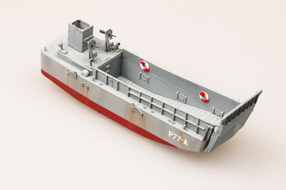 Easy Model 1/144 WWII Landing Craft LCM 3 USN - Click Image to Close