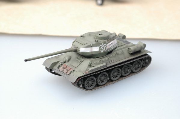 Easy Model 1/72 T-34/85 Model Russian Army - Click Image to Close