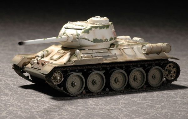 Easy Model 1/72 T-34/85 Model winter marking