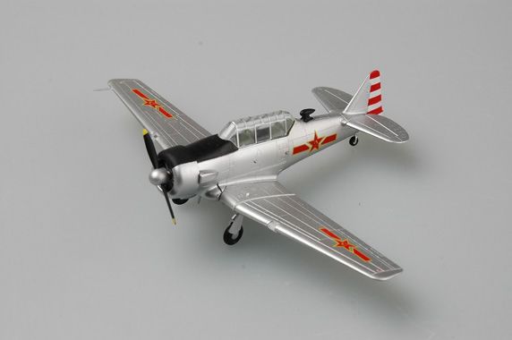 Easy Model 1/72 T-6G-The PLA Air Force