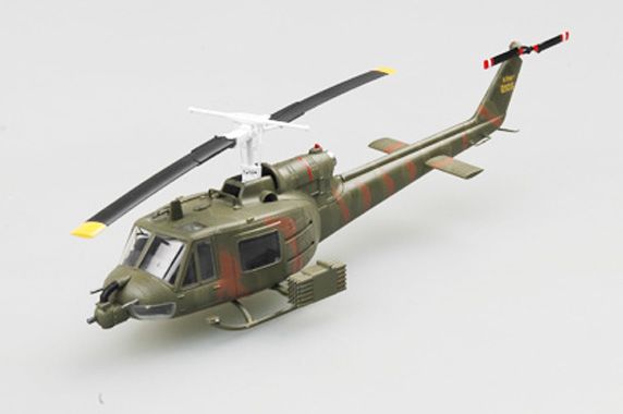 Easy Model 1/72 UH-1B "Huey" of the 1st Platoon, Battery "C"