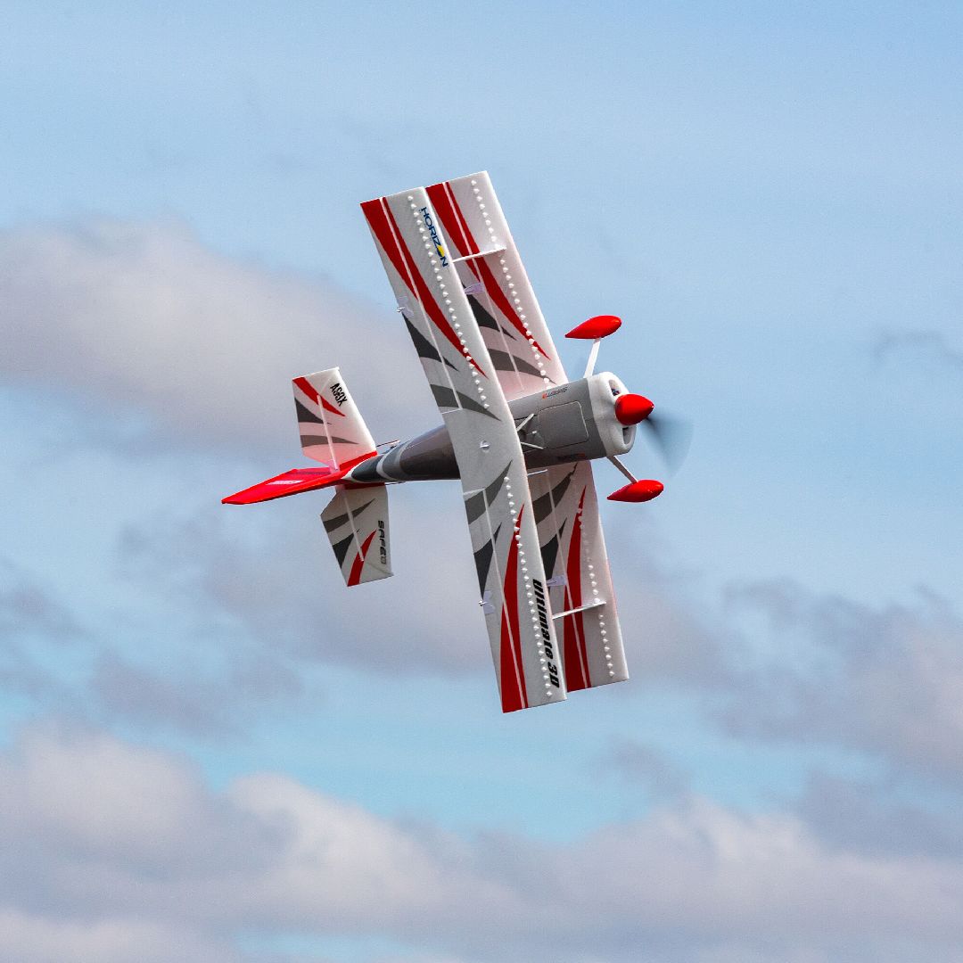E-Flite Ultimate 3D 950mm SMART BNF Basic w/AS3X & SAFE