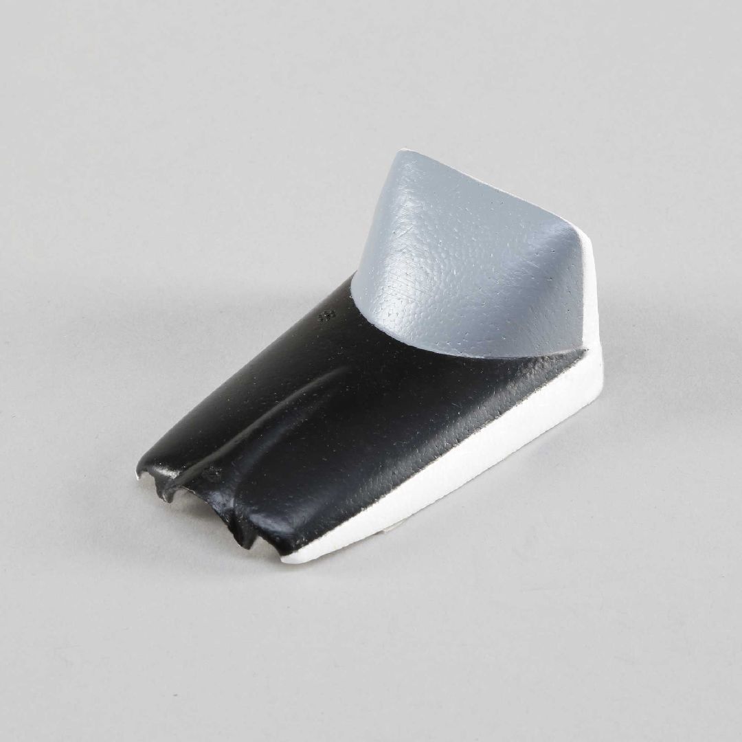 E-Flite Battery hatch: UMX Timber