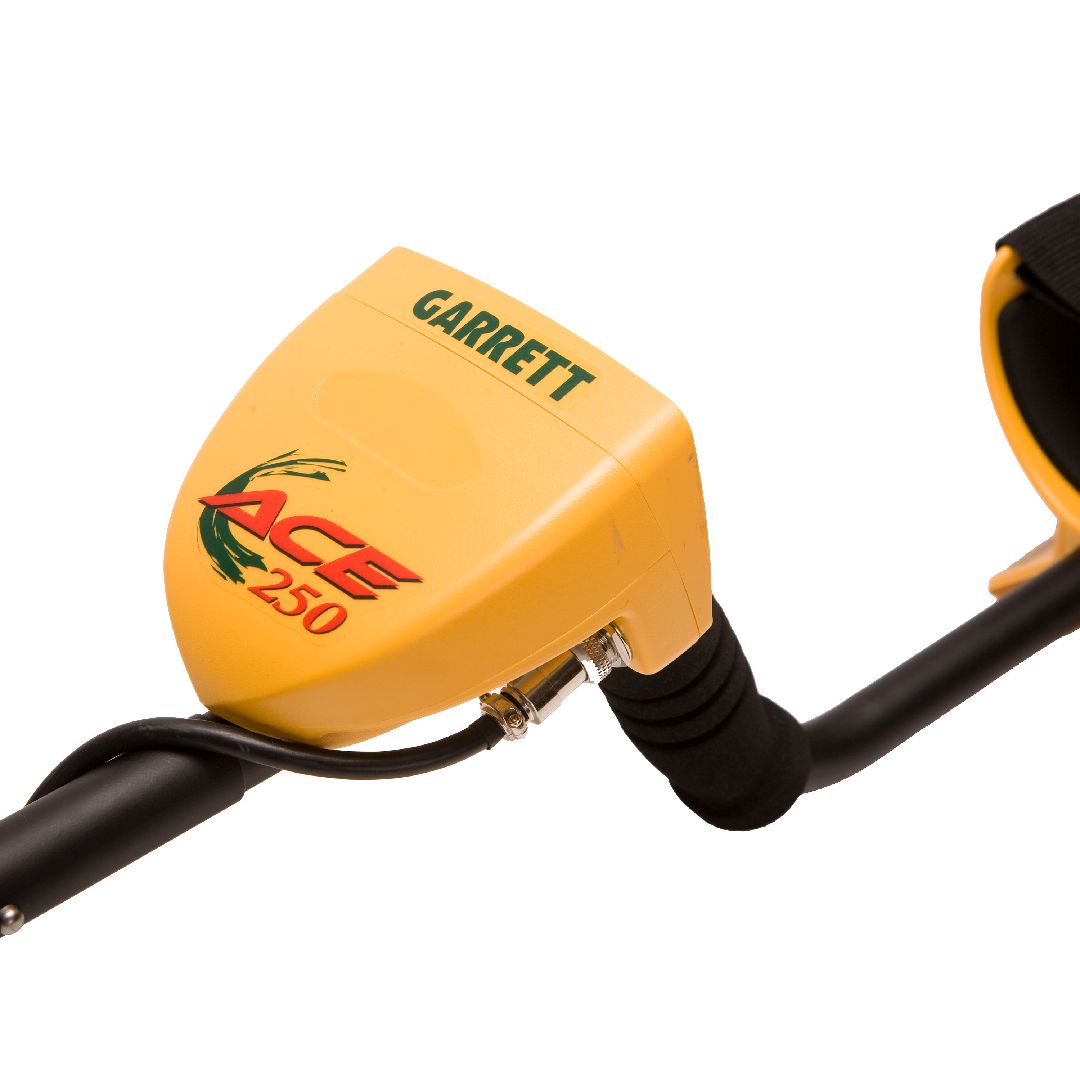 Garrett ACE 250 Metal Detector