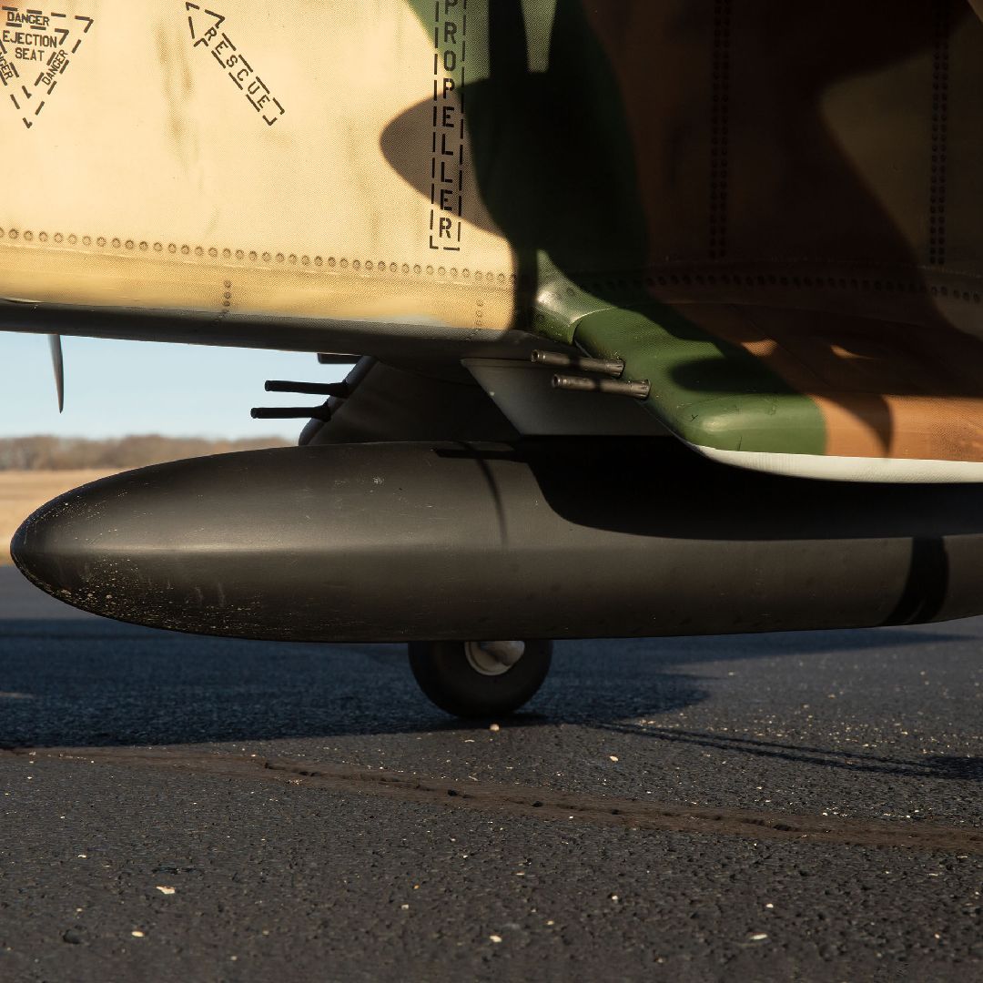 Hanger 9 OV-10 Bronco 30cc ARF w/ Landing Gear Set
