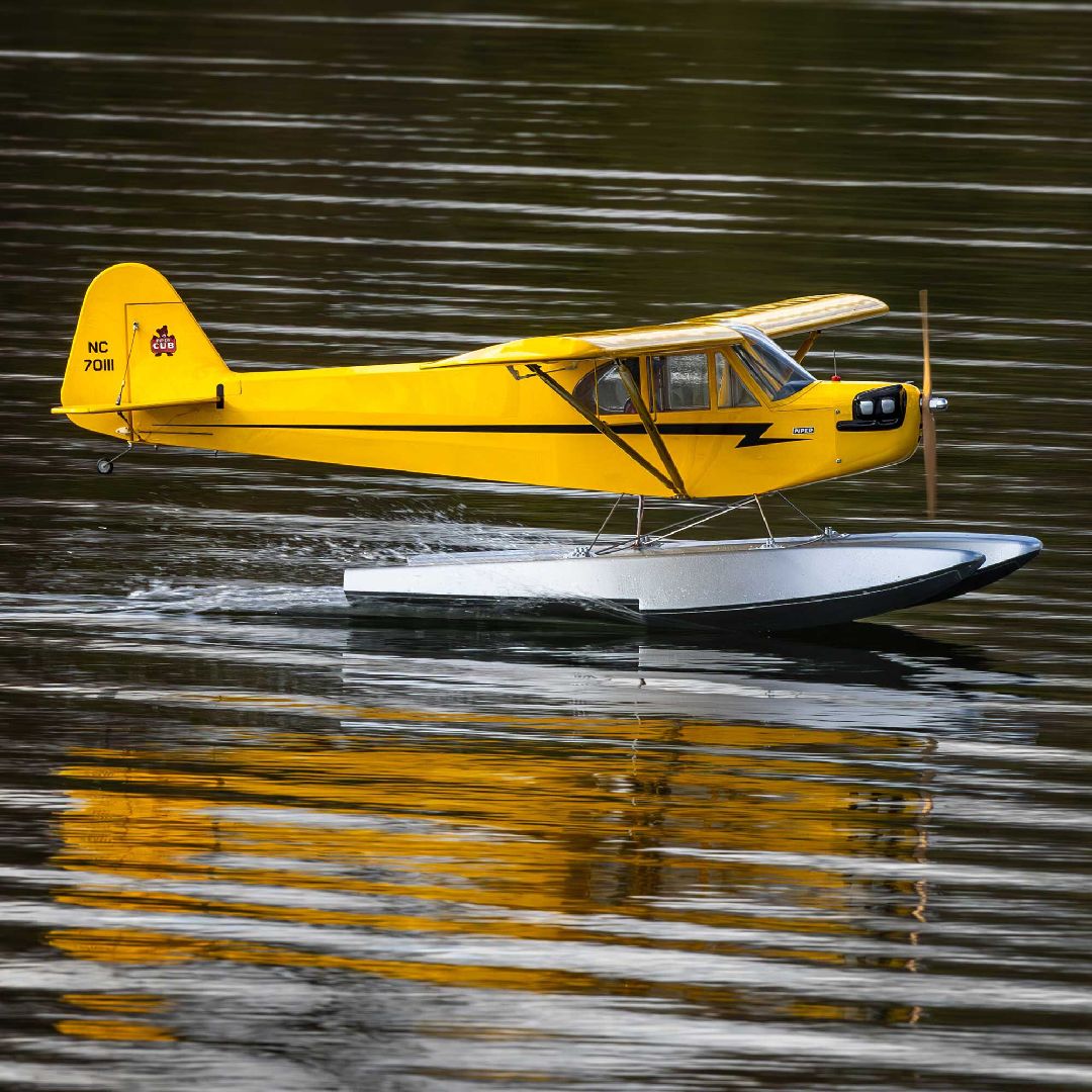 Hanger 9 J-3 Cub 10cc ARF