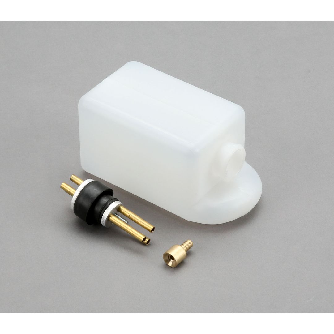 Hangar 9 7.75 oz (230cc) Fuel Tank: Carbon Cub 15cc Hangar 9 7.75 oz (230cc) Fuel Tank: Carbon Cub 15cc