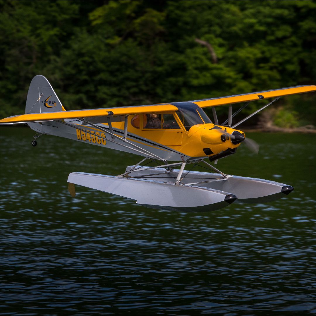 Hanger 9 Carbon Cub 15cc ARF
