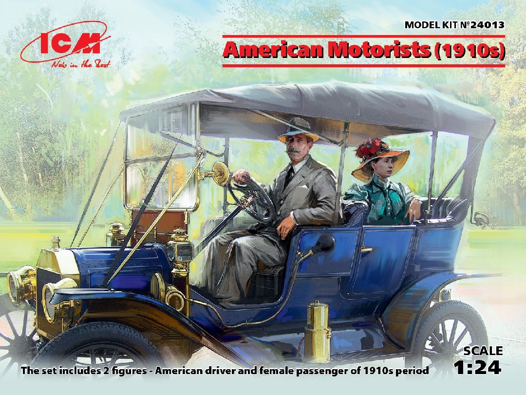 ICM 1/24 American Motorists (1910s) (1 male, 1 female figures)