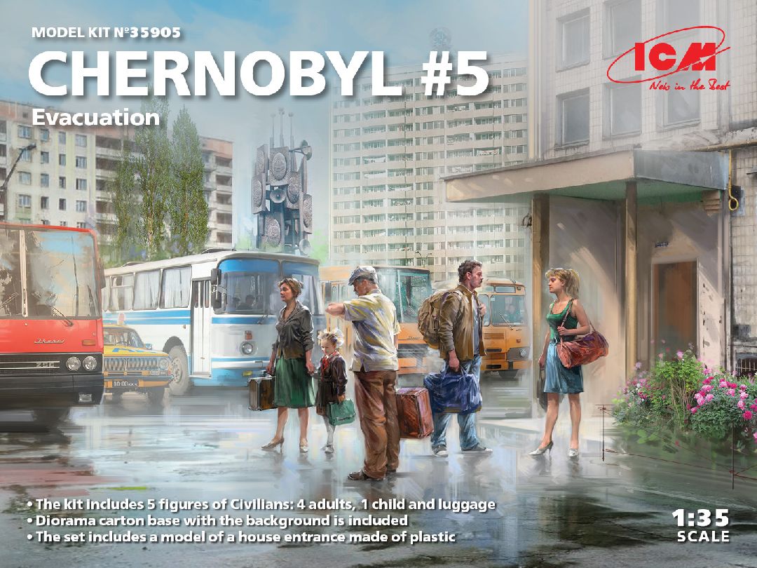 ICM 1/35 Chernobyl#5. Extraction (2 adults, 2 children and luggage)