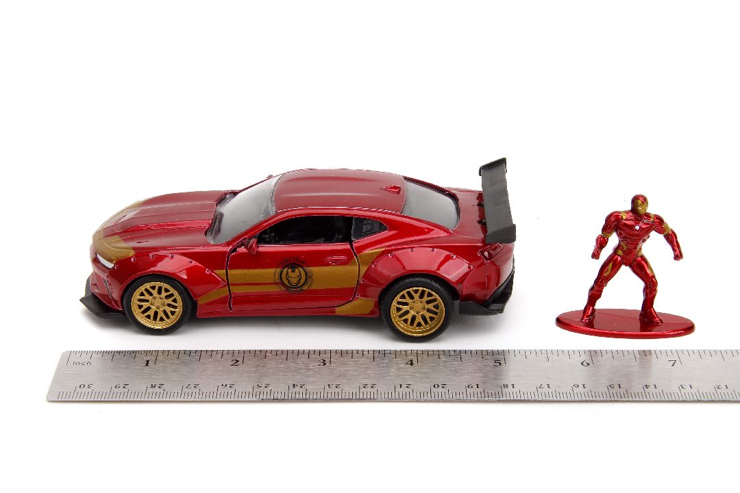 Jada 1/32 "Hollywood Rides" Marvel 2016 Camaro SS w/Iron Man - Click Image to Close