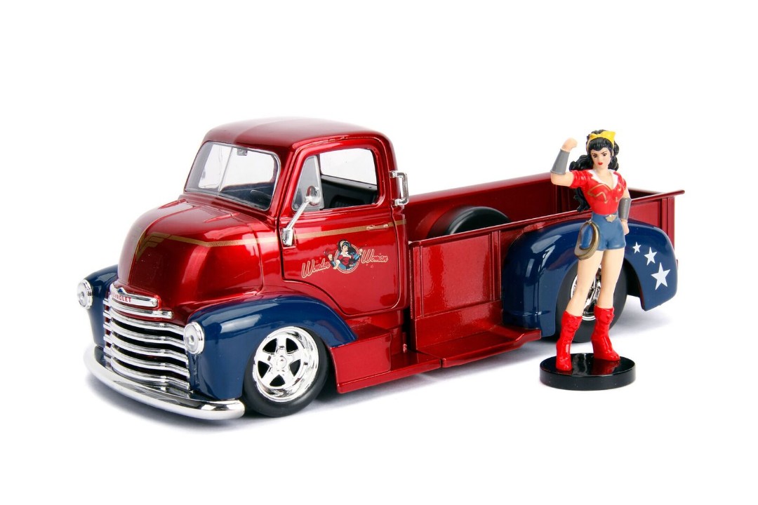 Jada 1/24 "DC Comics Bombshells" 1952 Chevy COE Pickup w/ figure