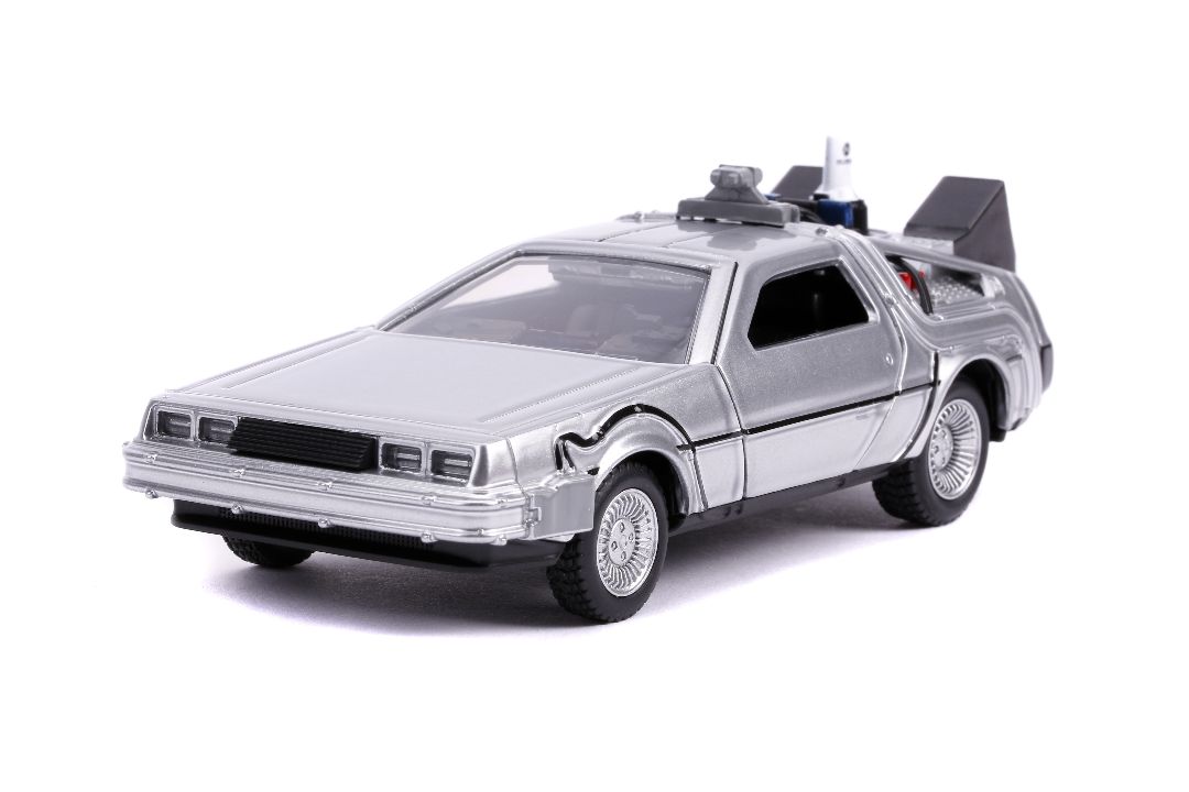 Jada 1/32 "Hollywood Rides" Back To The Future II Time Machine - Click Image to Close