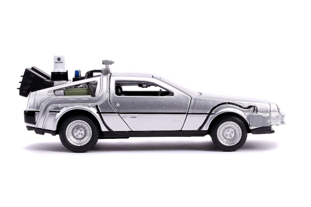 Jada 1/32 "Hollywood Rides" Back To The Future II Time Machine - Click Image to Close