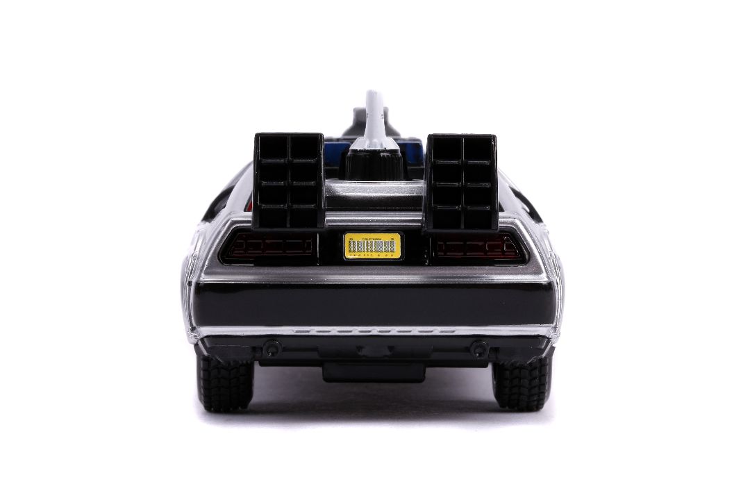 Jada 1/32 "Hollywood Rides" Back To The Future II Time Machine - Click Image to Close