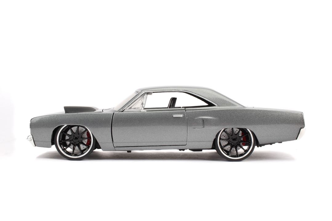 Jada 1/24 "Fast & Furious" Dom's Plymouth Road Runner - Click Image to Close