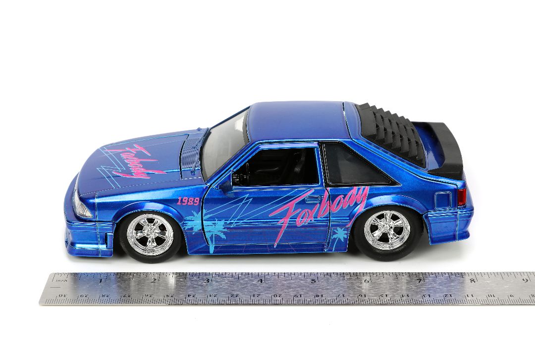 Jada 1/24 "I Love The" 1980â€™s - 1989 Ford Mustang GT - Click Image to Close