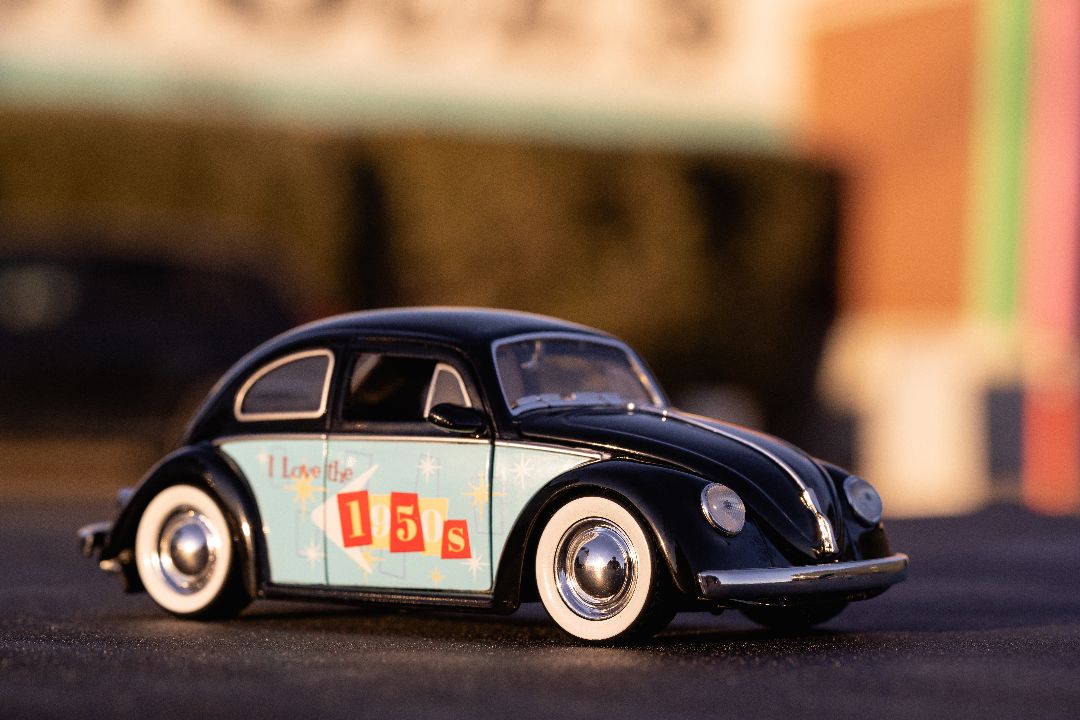 Jada 1/24 "I Love The" 1950's - 1959 VW Beetle