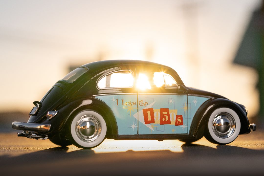 Jada 1/24 "I Love The" 1950's - 1959 VW Beetle - Click Image to Close