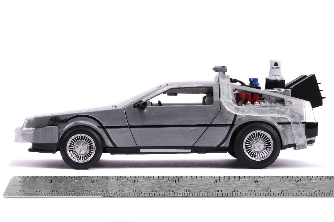 Jada 1/24 "Hollywood Rides" Back To The Future II Time Machine - Click Image to Close