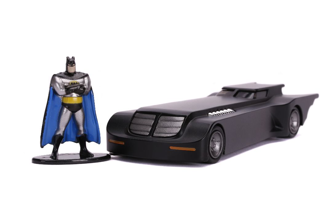 Jada 1/32 "Hollywood Rides" Animated Series Batmobile w/Batman - Click Image to Close